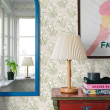 Load image into Gallery viewer, Snödroppe Wallpaper in an interior setting