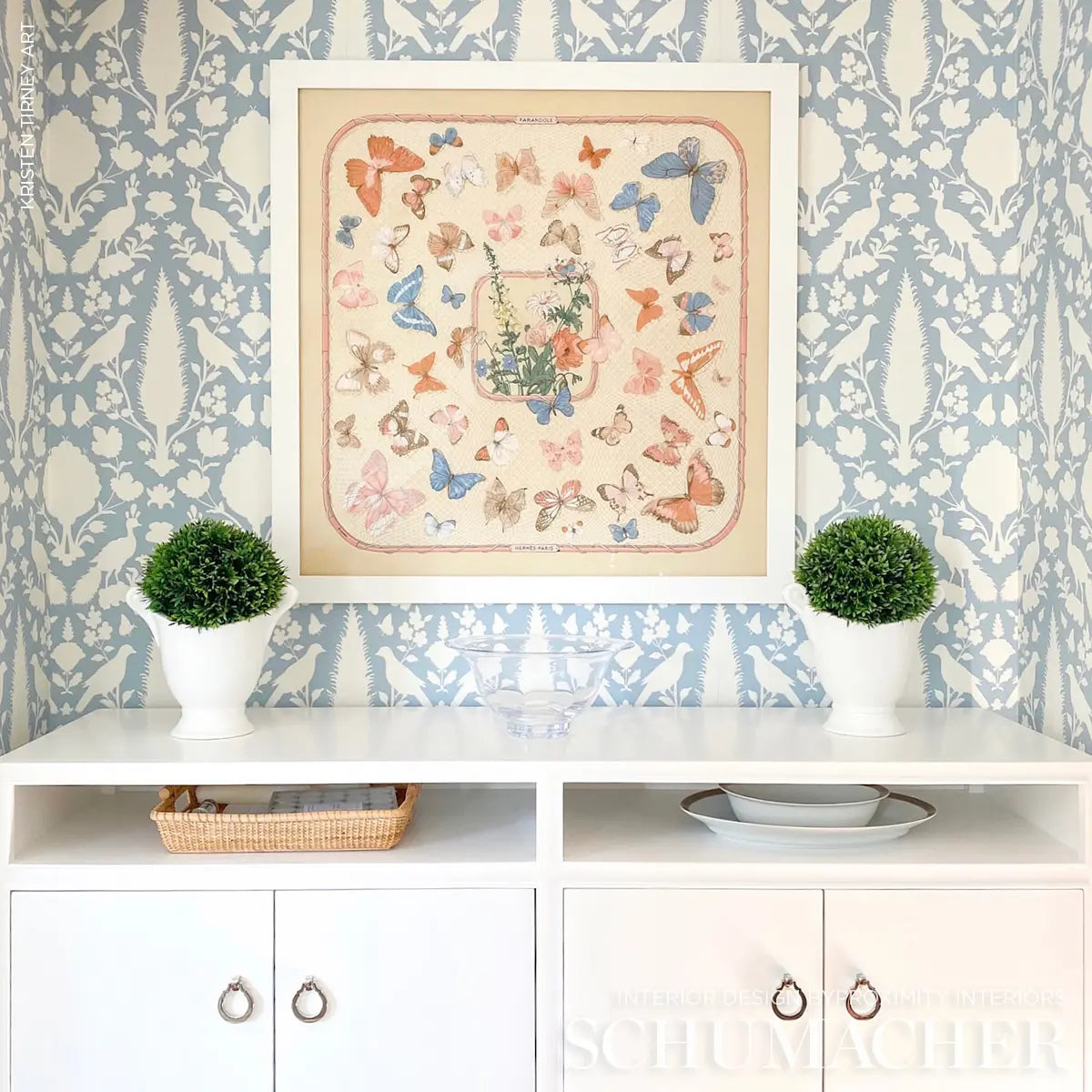 Chenonceau Wallpaper in an interior setting