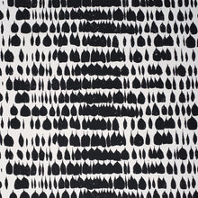 Load image into Gallery viewer, Queen Of Spain Wallpaper - Black