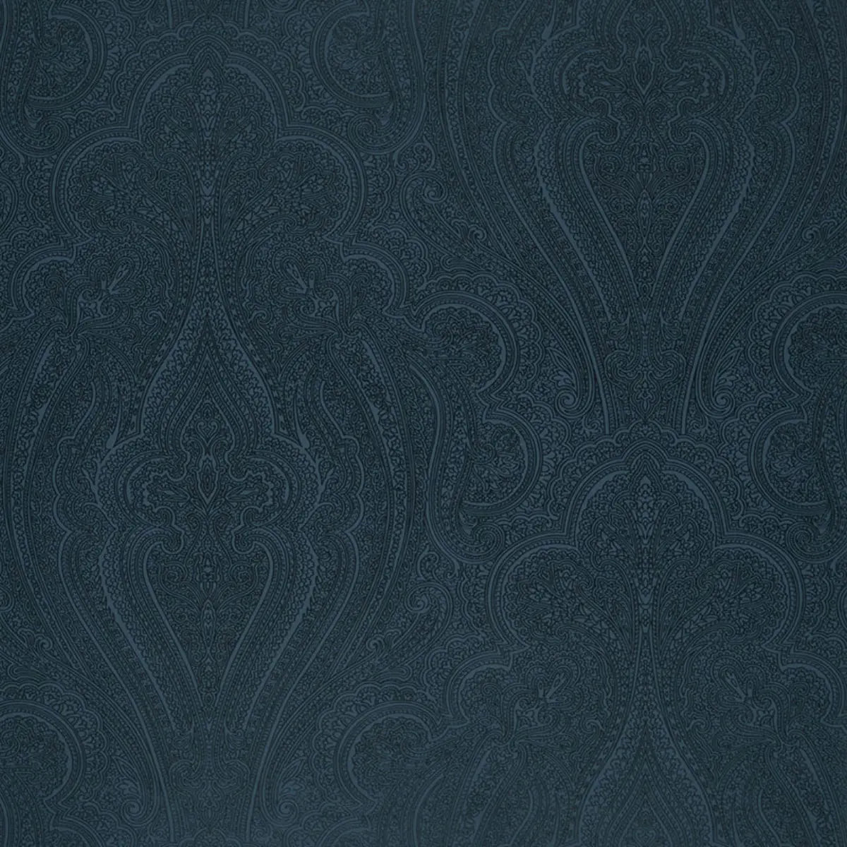 Breckenridge Paisley Wallpaper in an interior setting