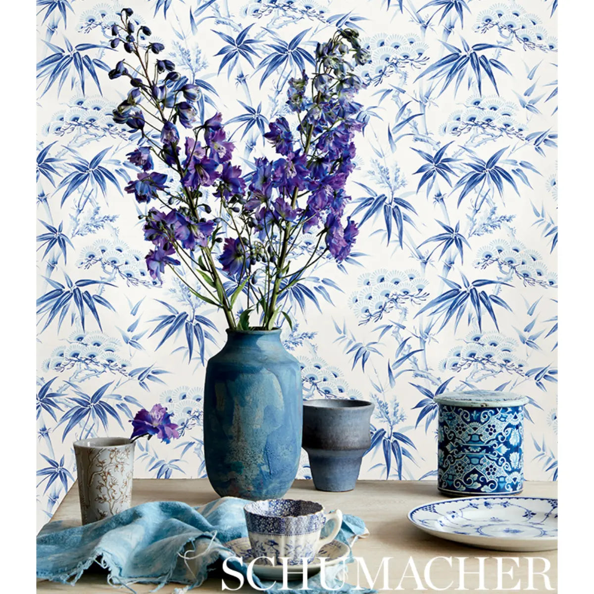 Arita Floral Wallpaper in an interior setting