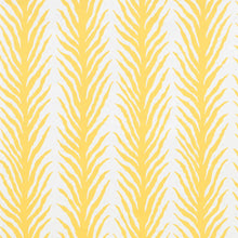 Load image into Gallery viewer, Creeping Fern Wallpaper - Lemonade