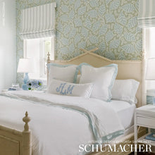 Load image into Gallery viewer, Estelle Wallpaper in an interior setting