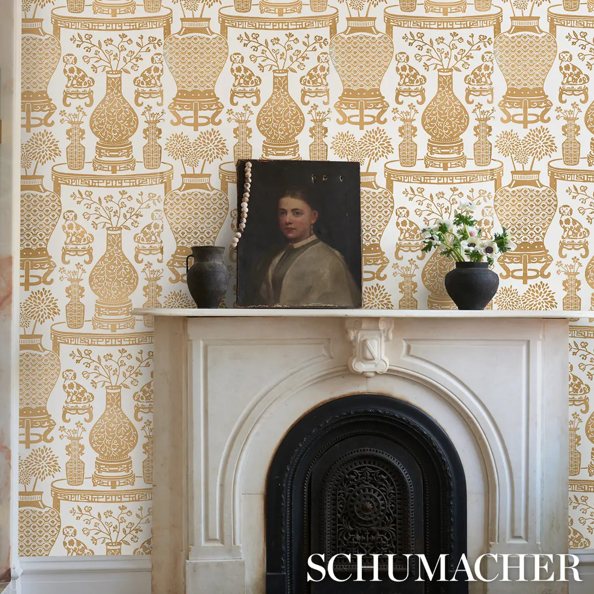 Hellene Mylar Wallpaper in an interior setting
