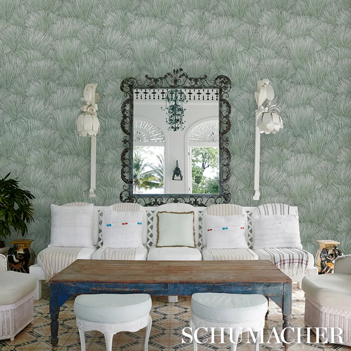 Fondale Wallpaper in an interior setting