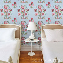 Load image into Gallery viewer, Ashford Wallpaper in an interior setting