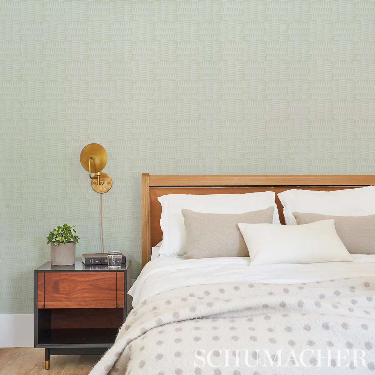 Charlie Wallpaper in an interior setting