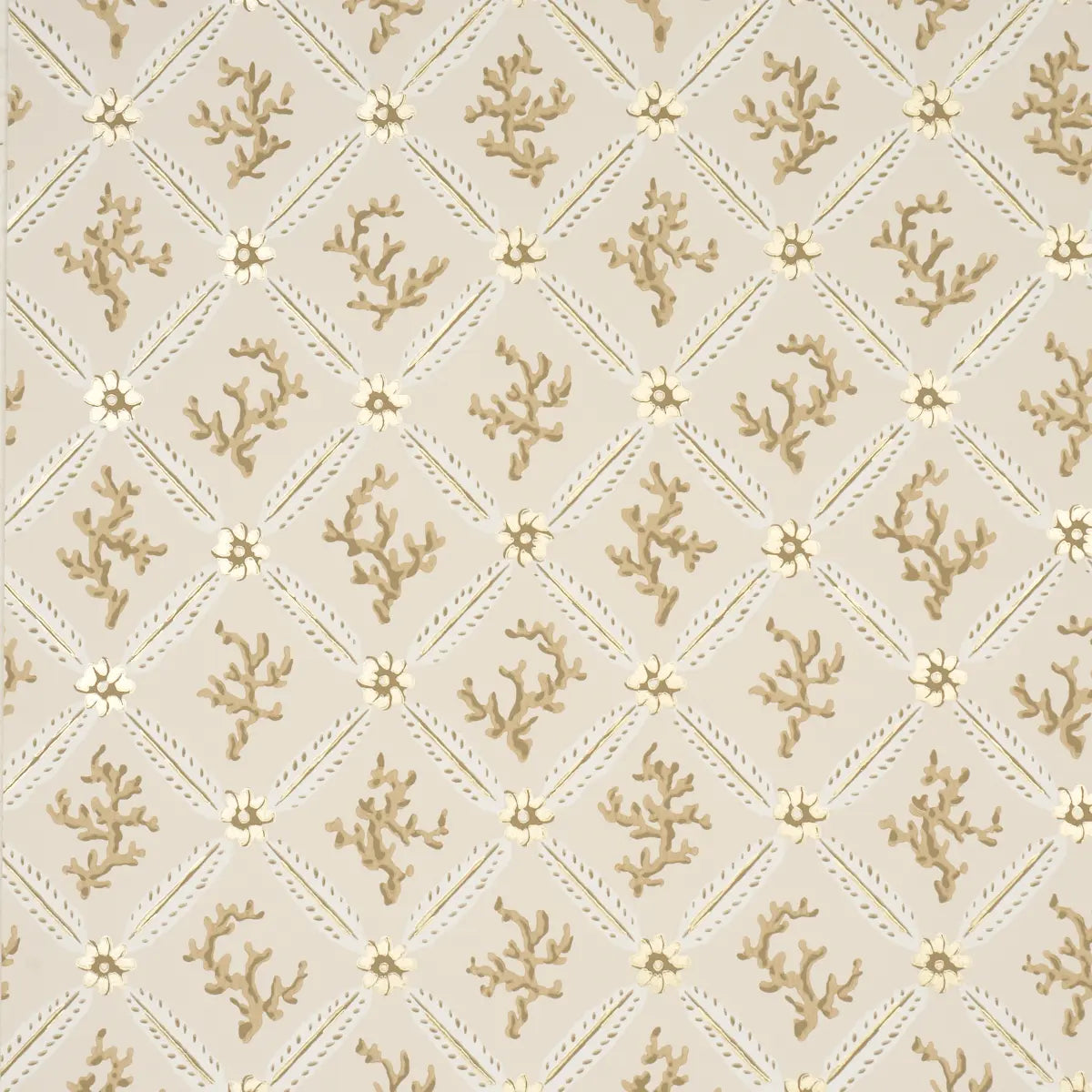 Corail Leaf Trellis Wallpaper - Champagne