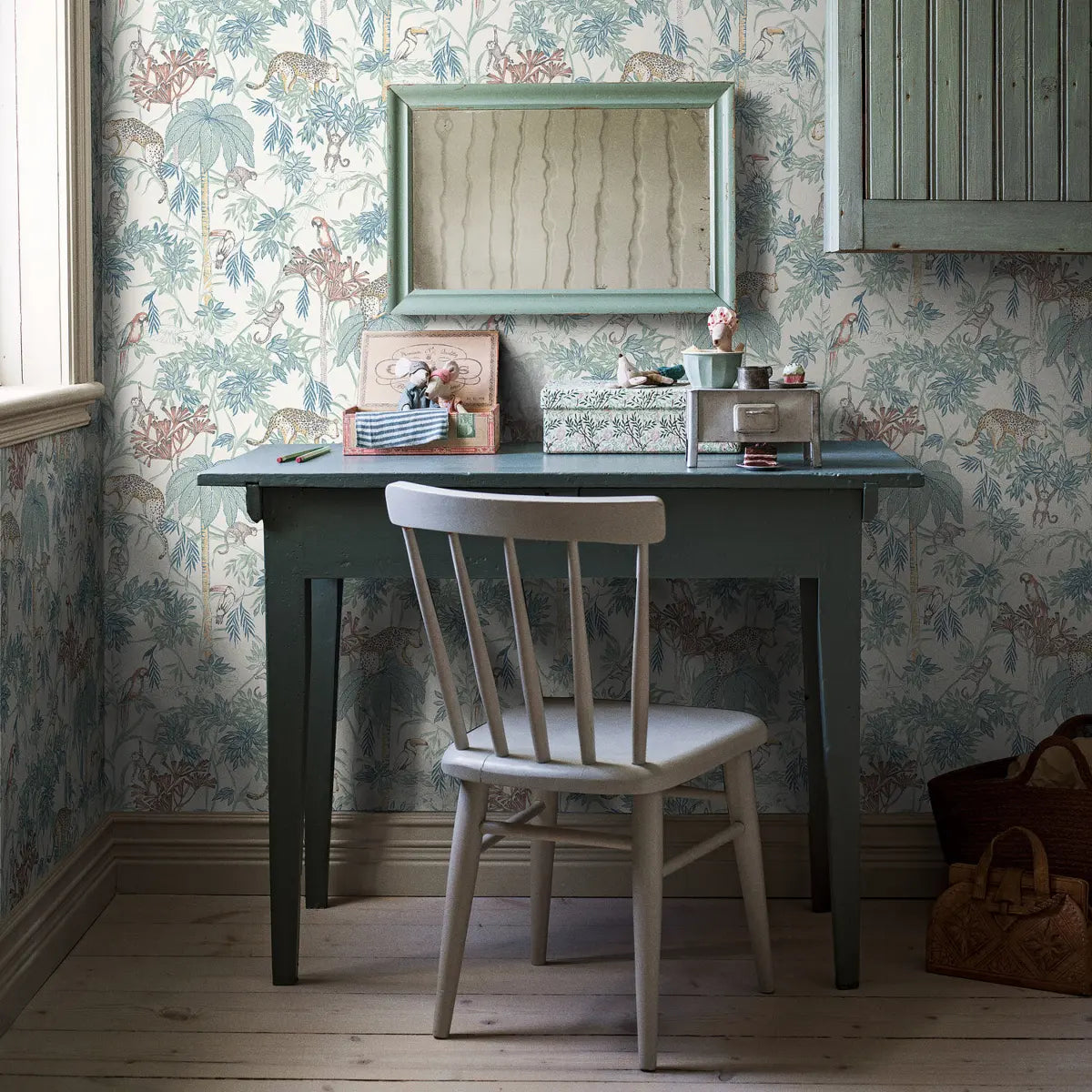 Wild Jungle Wallpaper in an interior setting