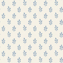 Load image into Gallery viewer, Little Oak Wallpaper