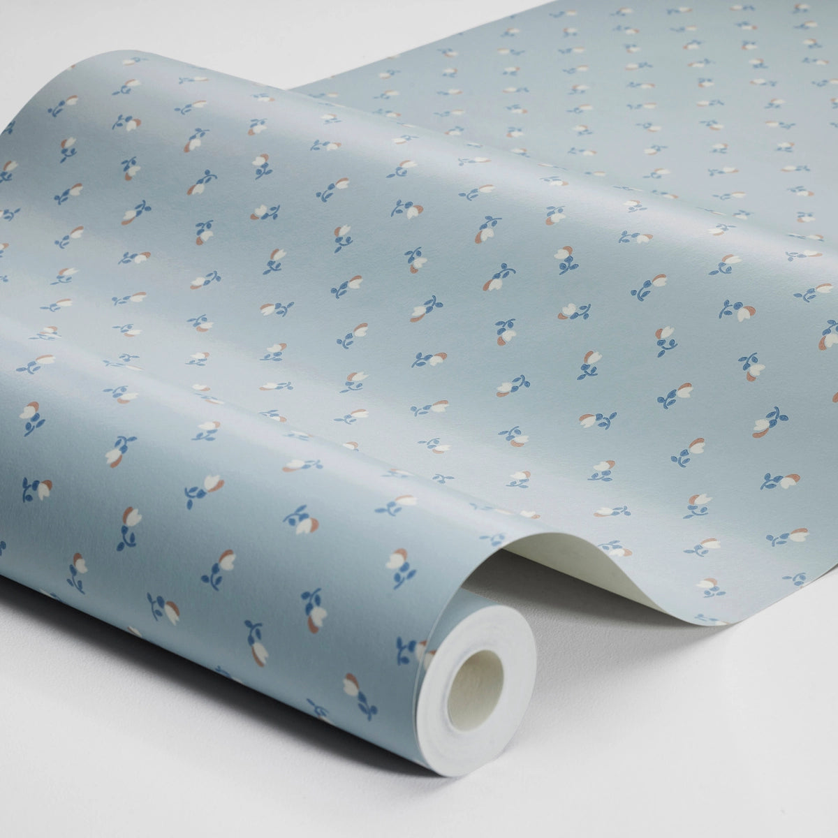 Petite Chérie Wallpaper in an interior setting