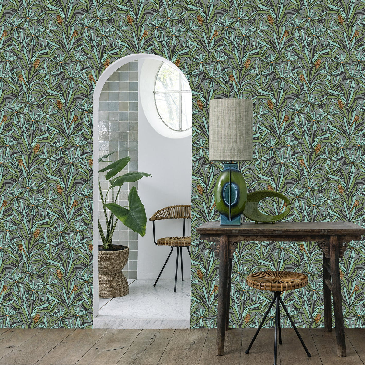 Fandango Bloom Wallpaper - Gray room view