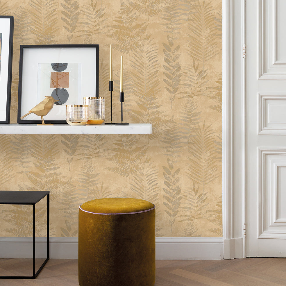 Fern Horizon Wallpaper - Tan room view