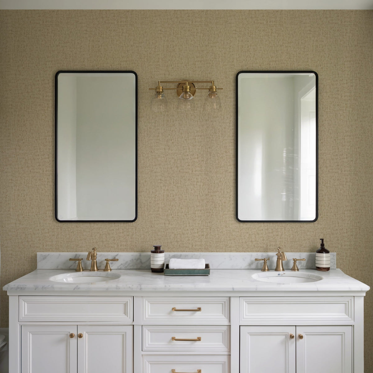 Crosshatch Weave Wallpaper - Gold room view