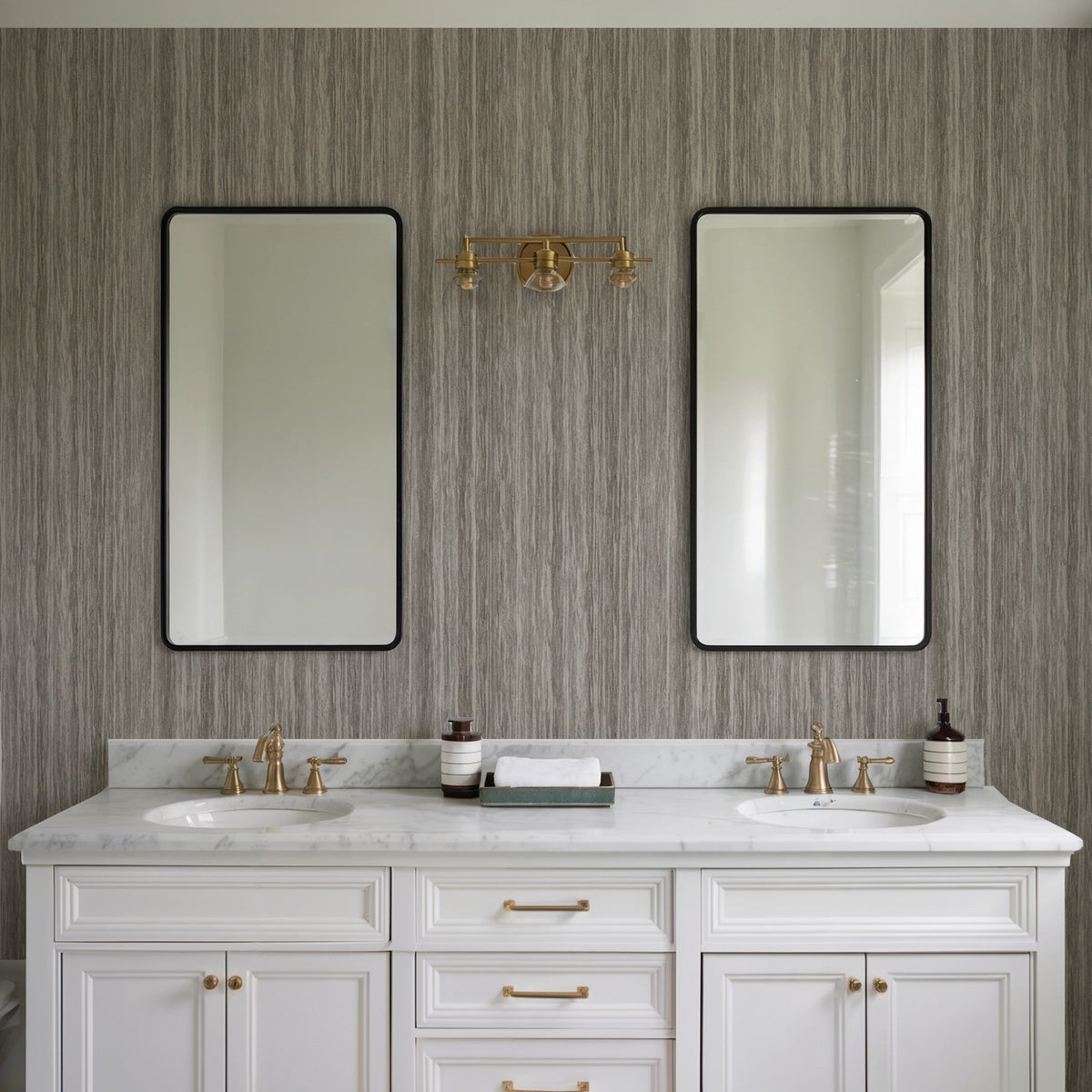 Glimmer Wood Wallpaper - Taupe room view