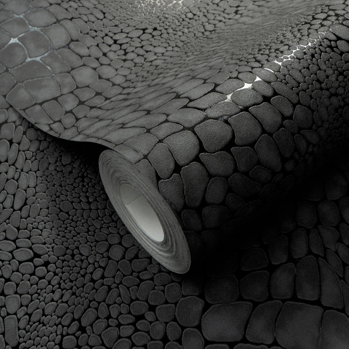 Scala Crocodile Skin Wallpaper - Black room view