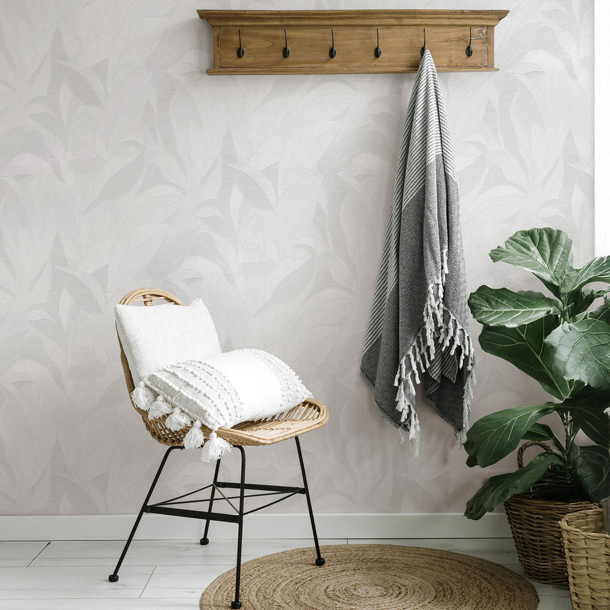 Silvana Leaves Wallpaper - White room view
