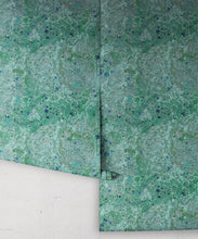 Load image into Gallery viewer, Rock Marbling Wallpaper • Marble Wallpaper • Green • Rolls