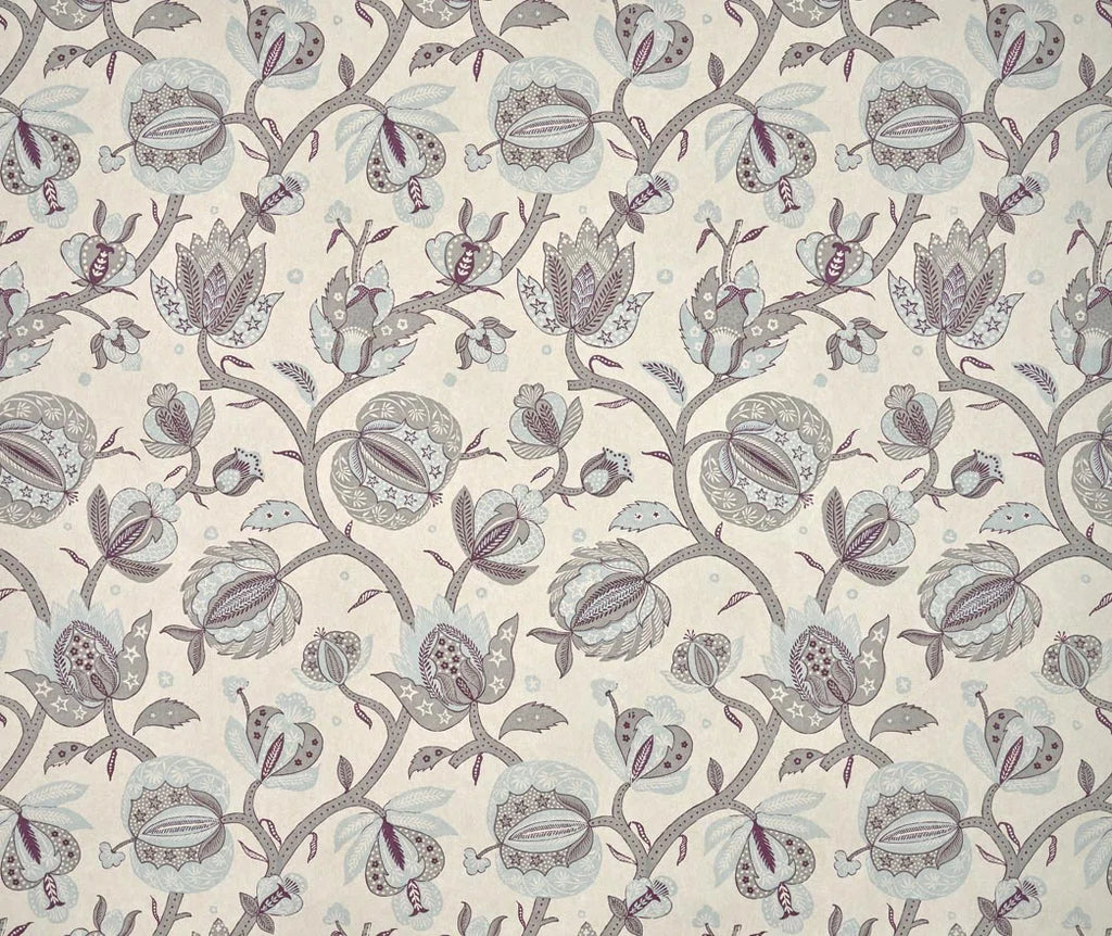 Segolene Wallpaper - Porcelain pattern detail