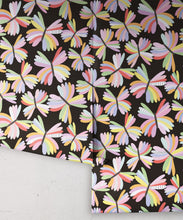 Load image into Gallery viewer, Flutter Wallpaper • Black • Roll