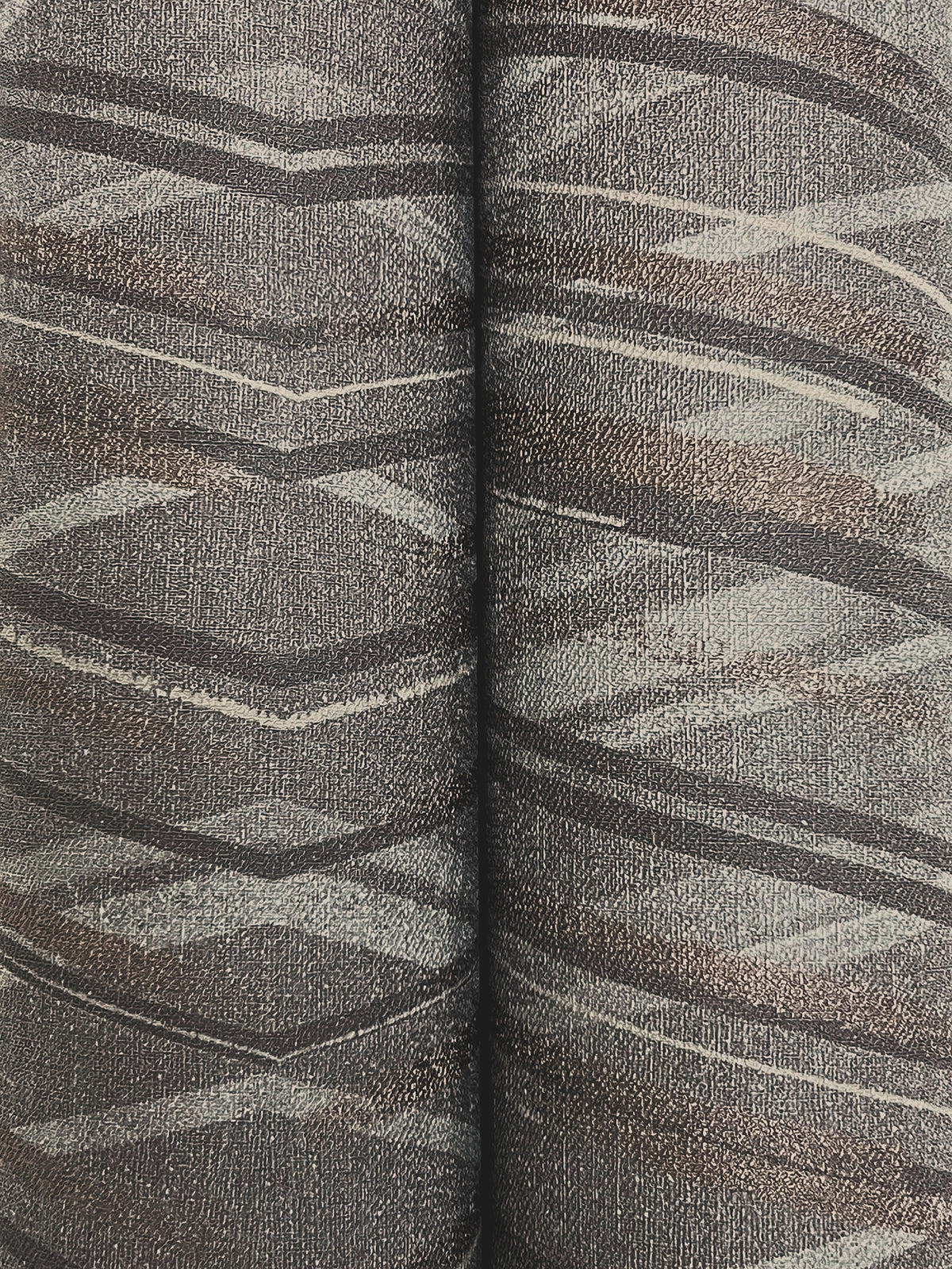 Focal Point Wide Width Wallpaper - Chocolate wallpaper detail