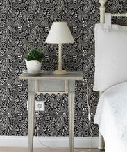Load image into Gallery viewer, Landscapes Wallpaper • geometric • Black &amp; White • Insitu