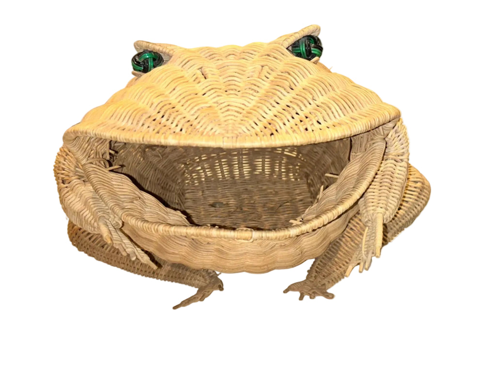 hand woven frog basket