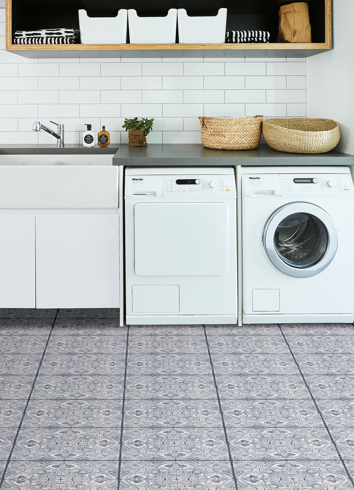 Hastings Peel & Stick Floor Tiles
