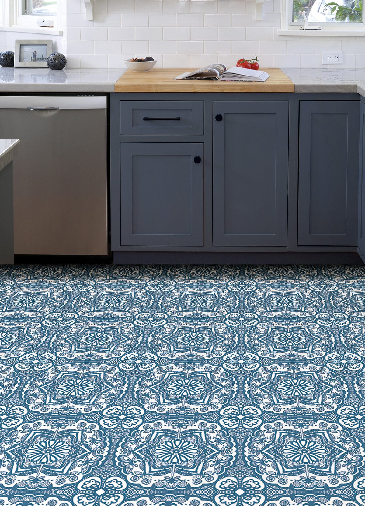 Erina Peel & Stick Floor Tiles