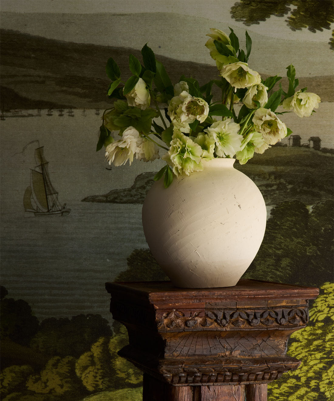 English Landscapes Grasscloth Wallpaper - Colorway: Original - Rich Traditions Collection - Insitu