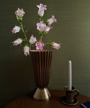 Load image into Gallery viewer, Earthen Olive Grasscloth Wallpaper - Fable Collection by M&amp;K Studios - Insitu