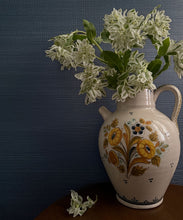 Load image into Gallery viewer, Twilight Blue Grasscloth Wallpaper - Fable Collection by M&amp;K Studios - Insitu