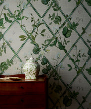 Load image into Gallery viewer, Petite Climbing Sweet Pea Grasscloth Wallpaper - Colorway: Irish Linen - Insitu