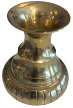 Load image into Gallery viewer, small brass vase