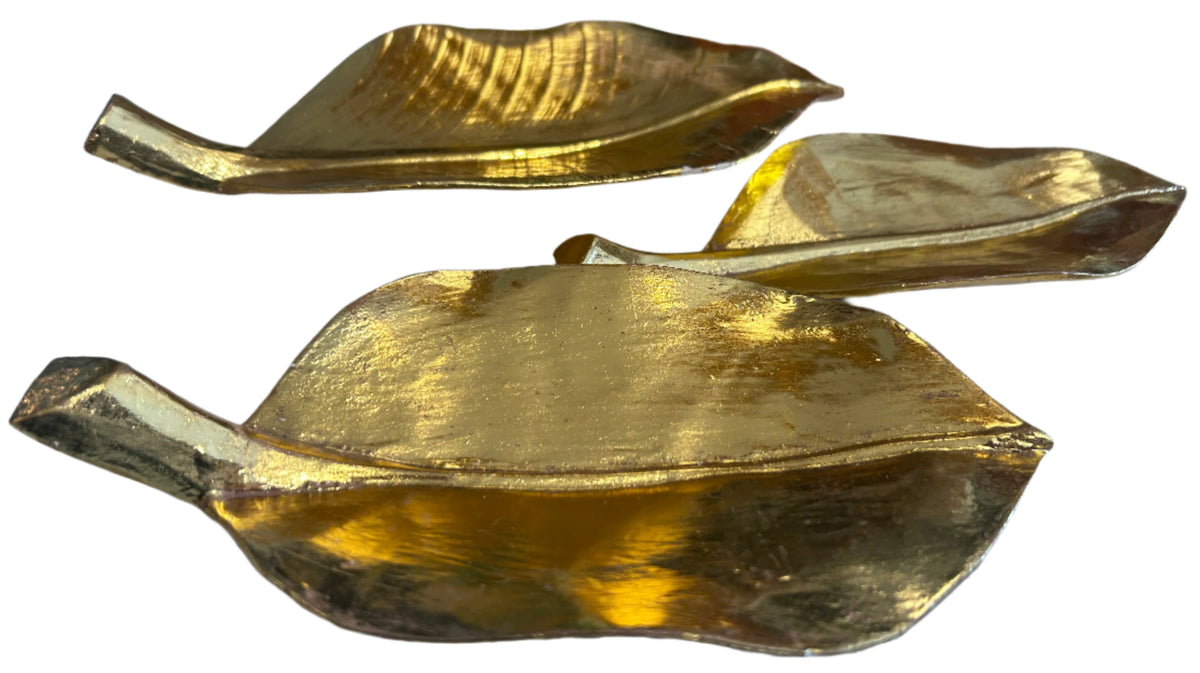 set of 3 gold leafs