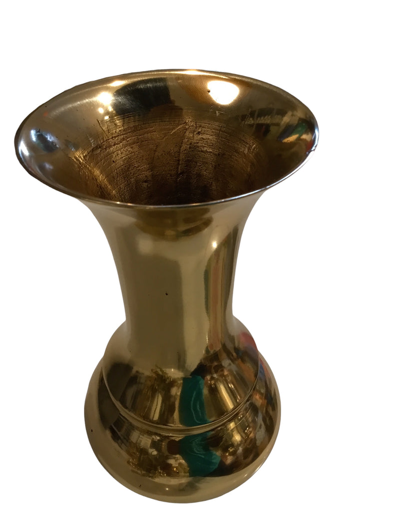 fluted vase