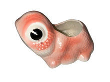 Load image into Gallery viewer, hobnail frog cachepot