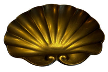 Load image into Gallery viewer, brass shell trinket dish