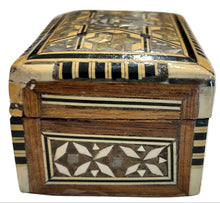 Load image into Gallery viewer, persian trinket box