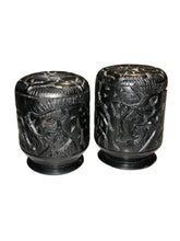 Load image into Gallery viewer, salt/pepper shakers