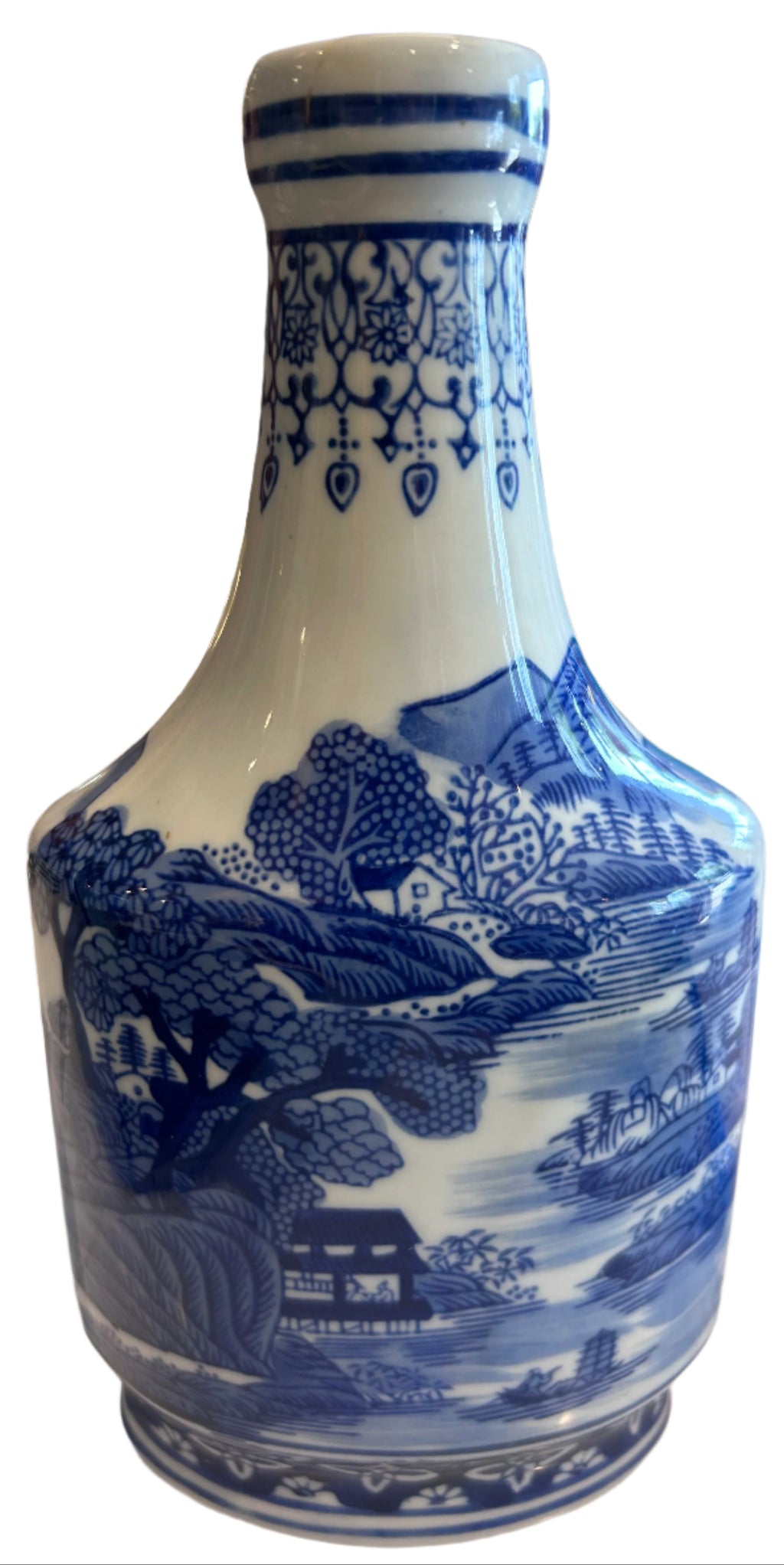 blue & white porclean vase narrow neck
