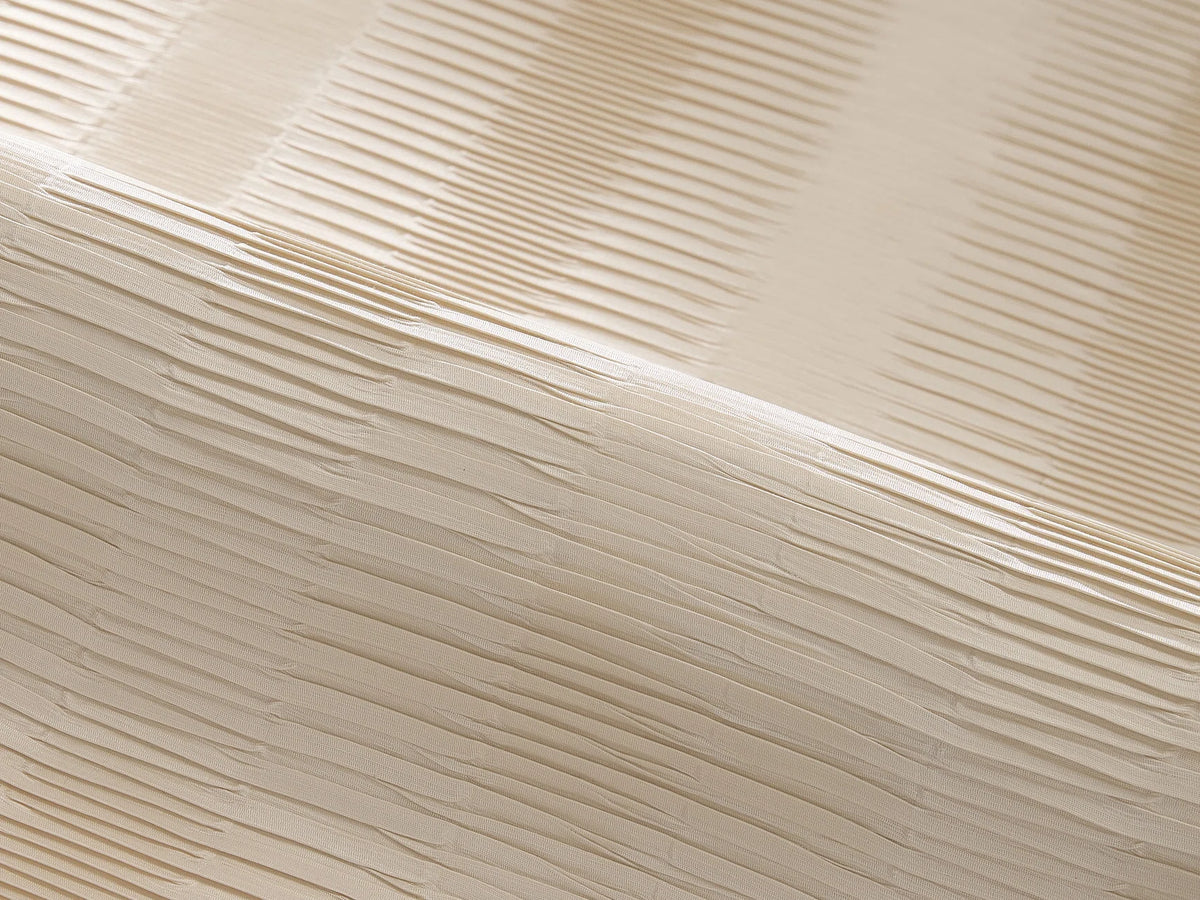 Marianne wallpaper in CHANTILLY