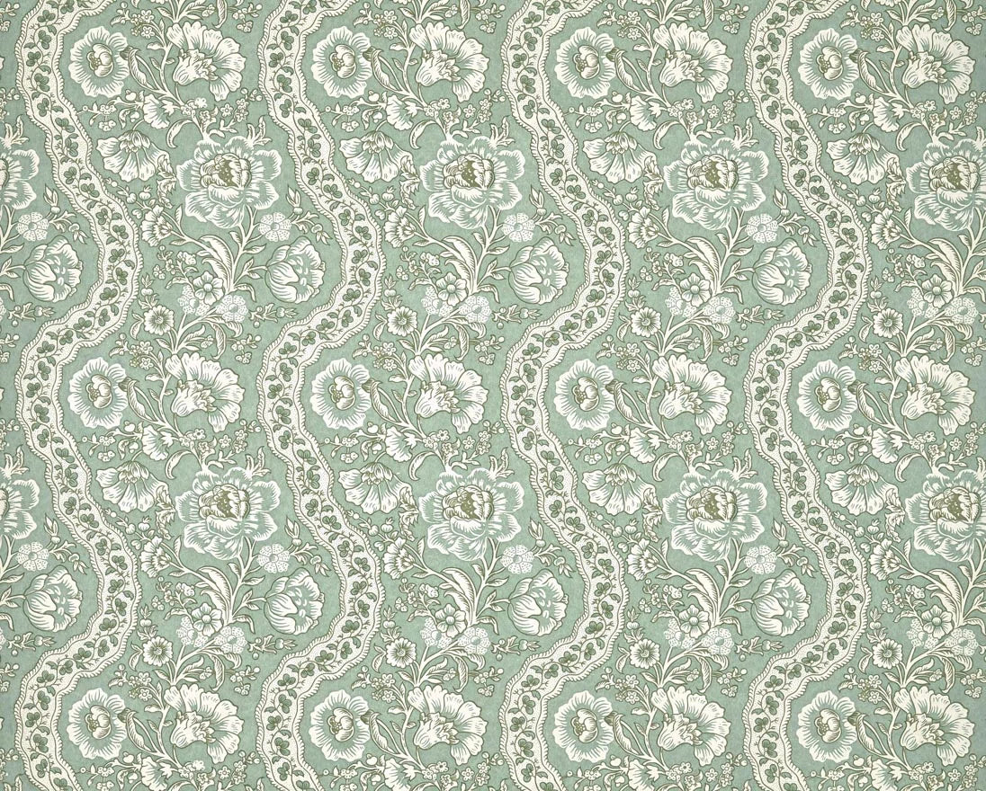 Antoinette Wallpaper - Sevres pattern detail