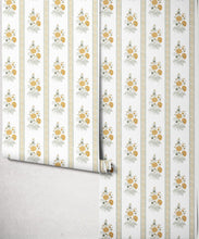 Load image into Gallery viewer, Salomone Wallpaper - Colourway: Green - Roll