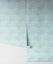 Load image into Gallery viewer, Shoal Wallpaper • Floral Wallpaper • Vintage • Rolls