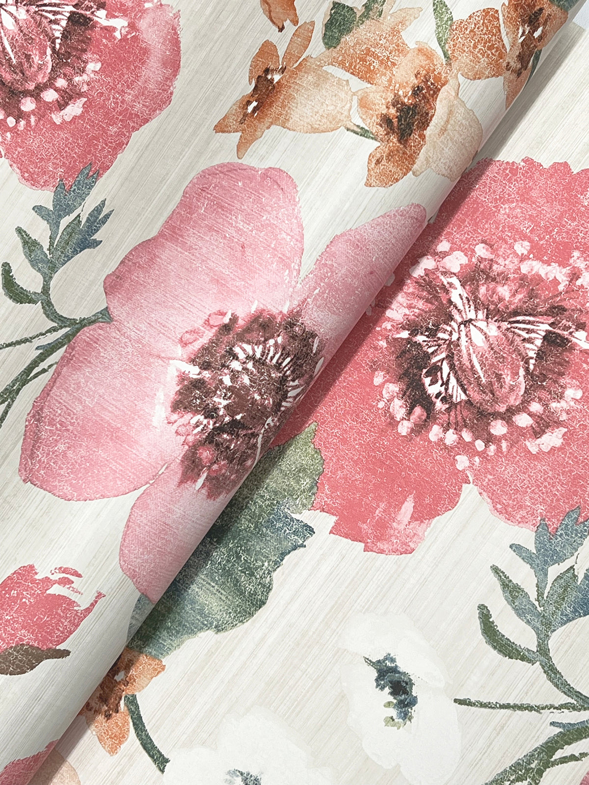 Evelyn Wallpaper - Pink wallpaper pattern