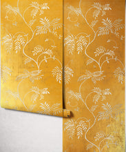 Load image into Gallery viewer, Wisteria Vine Metallic Wallpaper - Colourway: Gold - Roll