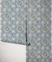 Load image into Gallery viewer, Abu Dhabi Metallic Wallpaper - Colourway: Babylon (Gold) - Roll