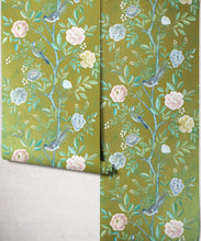 Load image into Gallery viewer, Chinoiserie Metallic Wallpaper - Colourway: Forest Green (Gold) - Roll
