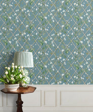 Load image into Gallery viewer, Petite Climbing Sweet Pea Wallpaper • Provence &amp; Cane • Insitu